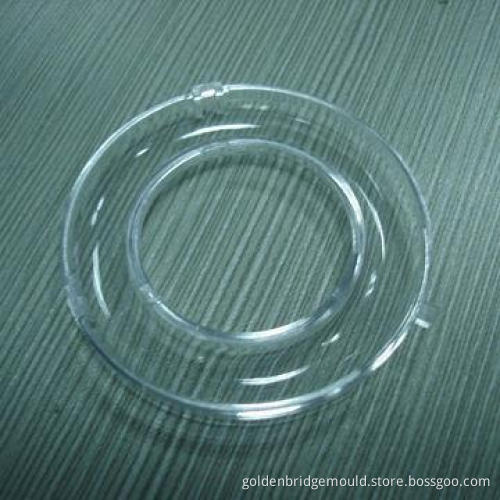 Plastic injection mold for wine cup accessories